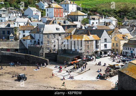 Il villaggio costiero di port isaac in north cornwall, Inghilterra, Regno Unito, il villaggio è regolarmente utilizzato come location del film in televisione ha colpito s Foto Stock