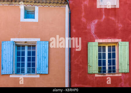 Windows di roussillon, Provenza, Francia Foto Stock