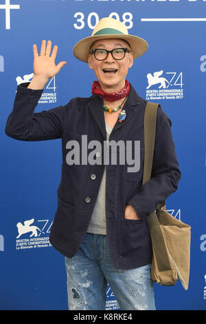 Regista cinese Yonfan assiste la giuria photocall durante la 74a Venezia Film Festival di Venezia, Italia. 30 agosto 2017 © Paul Treadway Foto Stock