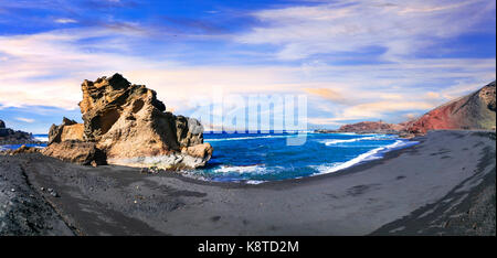 Impressionante paesaggio vulcanico dell'isola di Lanzarote,canary,Spagna. Foto Stock