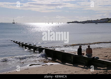 Sunrise over Swanage Bay e: Peveril Point, Swanage, Isle of Purbeck, Dorset, Inghilterra, Gran Bretagna, Regno Unito, Gran Bretagna, Europa Foto Stock