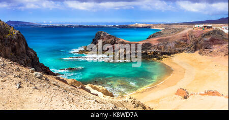Vista panoramica della spiaggia papagayo,lanzarote isole canarie,,Spagna. Foto Stock
