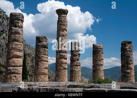 Tempio di Apollo a Delfi, Grecia Foto Stock