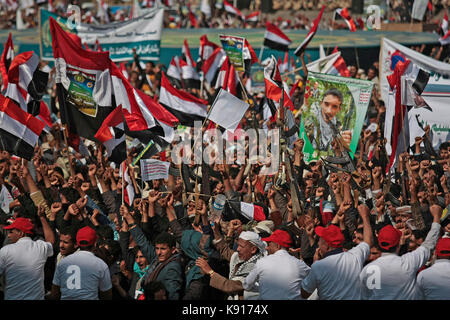 Sanaa, Yemen. Xxi Sep, 2017. houthi sostenitori assistere ad un rally di commemorazione del terzo anniversario della houthis' acquisizione del capitale yemenita, in Sanaa, Yemen, 21 settembre 2017. Credito: hani al-ANSI/dpa/dpa/alamy live news Foto Stock