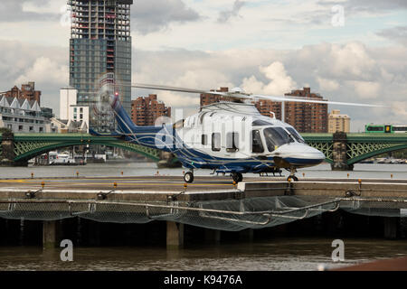 AgustaWestland AW169 G-MLAP a Londra eliporto Foto Stock