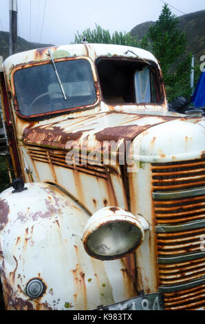 Vecchio camion Bedford, Ngawi, Cape Palliser, Wairarapa, Isola del nord, Nuova Zelanda Foto Stock