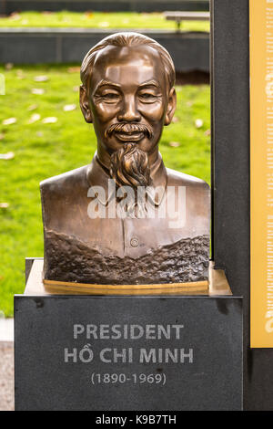 Busto di Ho chi minh, acm verde, Singapore Foto Stock