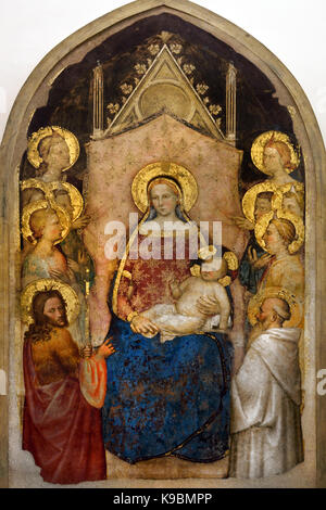 Madonna col Bambino in trono, Angeli, San Giovanni Battista e benedetto 1368 da GIOTTINO (Giotto di Stefano) 1368- pittore italiano, scuola fiorentina. Italia Foto Stock