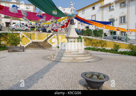 Fontana d'acqua di Castelo de vide. Alentejo, Portogallo Foto Stock