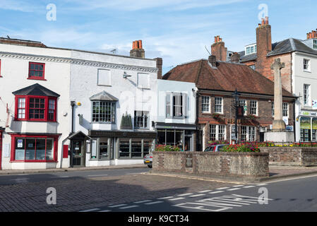 Il centro di Arundel nel West Sussex, in Inghilterra, Regno Unito. Foto Stock