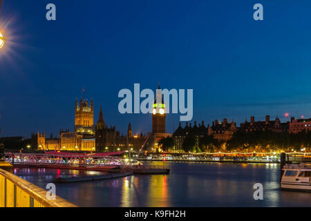 Il Big Ben e il Parlamento di notte, Londra. Foto Stock