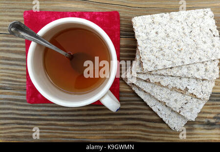 Tazza da tè e biscotti Foto Stock