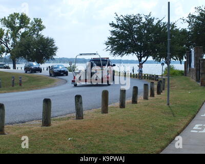 Dallas fire rescue acqua unità di salvataggio eseguito a White Rock Lake - ol58 Foto Stock