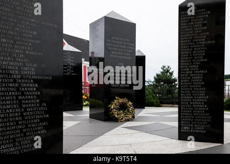 Svelato il agosto 25, 1996, il Fishermans omaggio è un memoriale per coloro che hanno perso in mare durante il lavoro per provvedere alle loro famiglie. Foto Stock