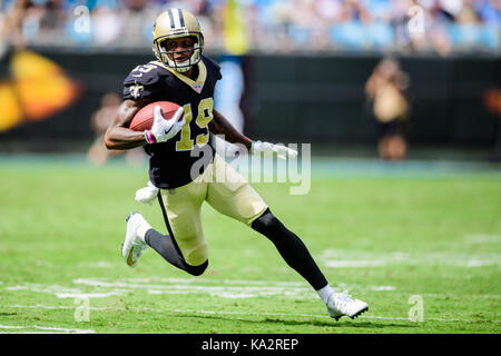 New Orleans Saints wide receiver Ted Ginn Jr (19) durante la NFL partita di calcio tra New Orleans Saints e Carolina Panthers domenica 24 settembre, 2017 a Charlotte, NC. Giacobbe Kupferman/CSM Foto Stock