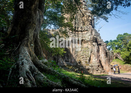 Porta Sud di Angkor Thom, Angkor, Siem Reap, Cambogia Foto Stock