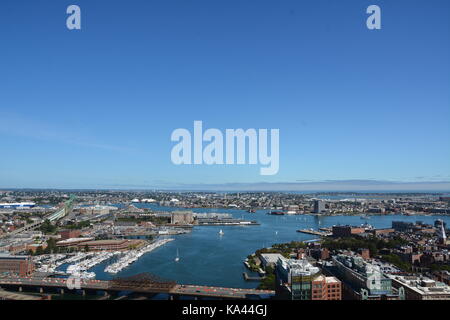 Una vista del porto di Boston e east boston visto da sopra. Foto Stock