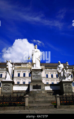 La Principessa Olga monumento, apostolo Andrea e i santi Cirillo e Metodio, Michael Square, Kiev, Ucraina. Foto Stock