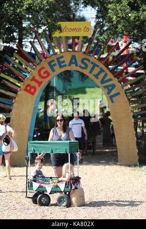 La big feastival 2017 su churchill heath farm in kingham, Chipping Norton, Oxfordshire. dotato di: atmosfera dove: Chipping Norton, Oxfordshire, Regno Unito quando: 25 ago 2017 credit: wenn.com Foto Stock