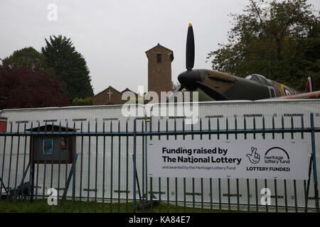 Biggin Hill, Regno Unito. Xxv Sep, 2017. St George's RAF Cappella è chiusa e schermato come inizio del lavoro sulla Biggin Hill Memorial Museum che ha ricevuto un £2milioni di concessione da parte del Patrimonio del fondo della lotteria (HLD) Credito: Keith Larby/Alamy Live News Foto Stock