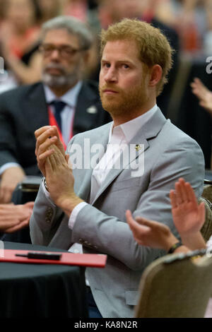 Il principe Harry che frequentano l'istituto canadese per militari e il veterano la ricerca sanitaria (cimvhr) conferenza presso il centro beanfield a Toronto in Canada. Foto Stock