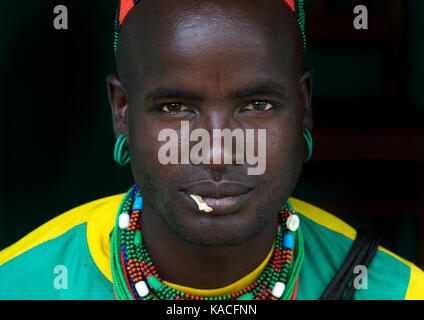 Hamer tribù giovane Dimeka, valle dell'Omo, Etiopia Foto Stock