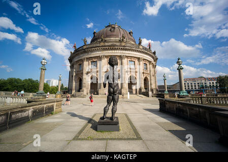 Berlino. Germania. Bode Museum Il Museo Island, alloggiamento della collezione di sculture e Museo di arte bizantina Progettato da architetto Ernst von Ihne, co Foto Stock