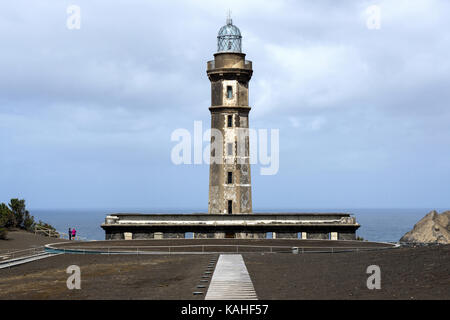 Vecchio faro di ponta dos capelinhos, isola di Faial, Azzorre, Portogallo Foto Stock