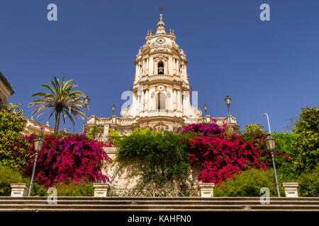 Il duomo di San Giorgio, barocco, Modica, monti Iblei, val di noto, sito patrimonio mondiale dell'unesco, provincia di Ragusa Foto Stock