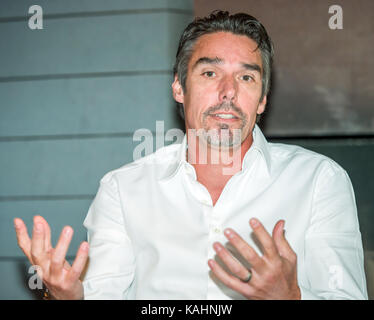 Amburgo, Germania. 26 Sep, 2017. Michael stich, direttore del German Open, parlando del futuro del torneo di tennis nel corso di una conferenza stampa tenutasi ad Amburgo, Germania, 26 settembre 2017. Credito: christophe gateau/dpa/alamy live news Foto Stock