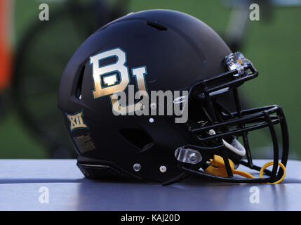 Settembre 23, 2017: .Baylor porta casco da football americano durante la prima metà del NCAA Football gioco tra il Baylor orsi e l'unità organizzativa Sooners a McLane Stadium di Waco, Texas. Matthew Lynch/CSM Foto Stock