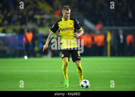 Dortmund jarmolenko andrej in azione durante la UEFA Champions League football match tra Borussia Dortmund e real madrid al segnale-iduna park a Dortmund, Germania, il 26 settembre 2017. foto: bernd thissen/dpa Foto Stock