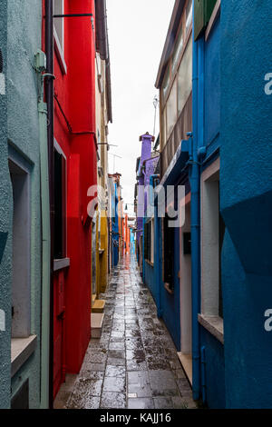 I colori dell'isola di Burano a Venezia Foto Stock