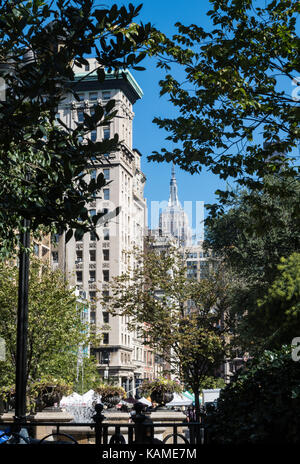 Madison Square Park con l'Empire State building in background, NYC, Stati Uniti d'America Foto Stock