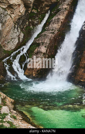 Bella cascata savica in Slovenia Foto Stock