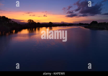 Tramonto sul delta dell'Isonzo (Soca) river, blu ora, gorizia, Italia Foto Stock