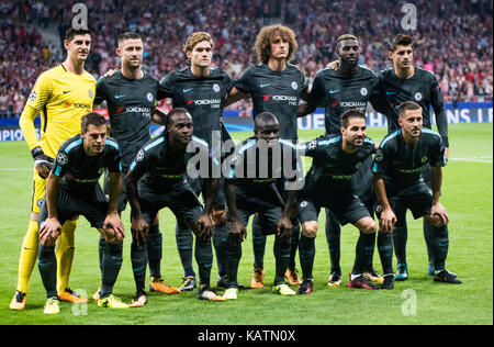 Madrid, Spagna. Il 27 settembre, 2017. Chelsea FC team group line-up durante la partita di calcio di stadio di gruppo di 2017/2018 UEFA Europa League tra il Club Atletico de Madrid e Chelsea Football Club a Wanda Metropolitano Stadium il 27 settembre 2017 a Madrid, Spagna. Credito: David Gato/Alamy Live News Foto Stock