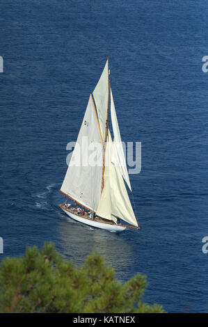 Cannes. 27 settembre, 2017. Le regates royales in Costa Azzurra è un incontro dei migliori iconico yacht del Mediterraneo. Credito: southmind/alamy live news Foto Stock