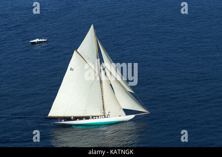 Cannes. 27 settembre, 2017. Le regates royales in Costa Azzurra è un incontro dei migliori iconico yacht del Mediterraneo. Credito: southmind/alamy live news Foto Stock