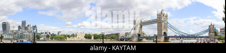 Panorama di Londra, Londra panoramica, vista di Londra, il Tower Bridge di Londra e dalla Torre di Londra London square mile, London City View, Londra City Regno Unito Inghilterra Foto Stock