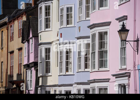 Gli edifici colorati su holywell Street, Oxford, Regno Unito Foto Stock