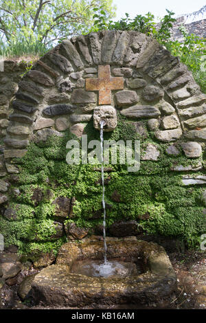 Acqua di sorgente, l'Abbaye de Saint-Michel-de-Cuxa, Foto Stock