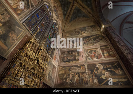 Una vista dell'inferno, un affresco di Giovanni da Modena (1410), all'interno della cappella Bolognini cappella all interno della basilica di San Petronio a Bologna. Foto Stock