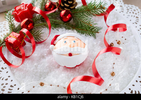 Decorazione di natale e santa claus cupcake Foto Stock