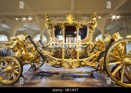 Inghilterra, surrey, Londra, Buckingham Palace e la Royal mews, golden state carrello, Foto Stock