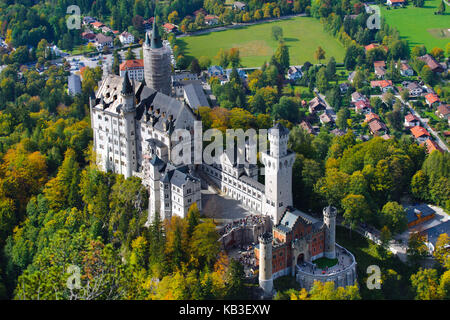 castello Neuschwanstein vicino Schwangau in autunno, Foto Stock