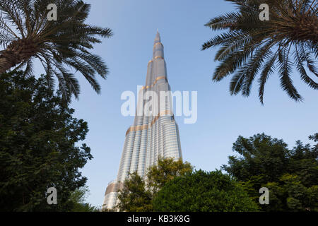 I UAE Dubai, Centro cittadino di Dubai e Burj Khalifa, più alte del mondo come edificio del 2016 Foto Stock