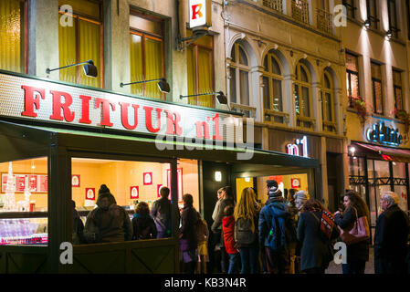 Belgio, Anversa, frituur numero 1, patatine fritte-shop Foto Stock