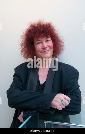 Il professor joann fletcher all antico egitto nello Yorkshire Esposizione, Esperienza barnsley museum, south yorkshire, Regno Unito. Foto Stock