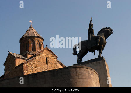 Re vakhtang gorgasali monumento a Tbilisi, Georgia Foto Stock